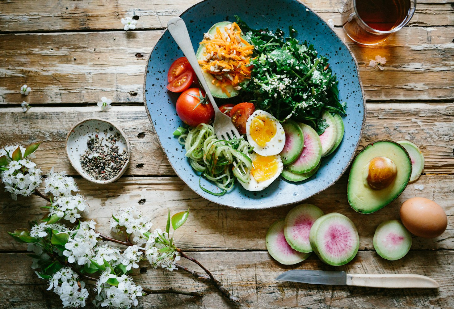 Balancing Indulgence and Health While Traveling